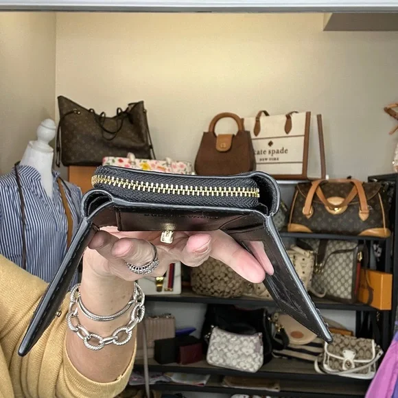 MICHAEL Michael Kors Compact Bifold Wallet with Zip Coin Pocket in Black/Gray - Picture 10 of 13